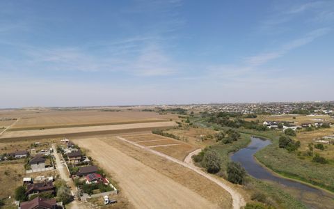 Loturi Intravilan In Rate Berceni | locatie superba, langa lac | #MG15