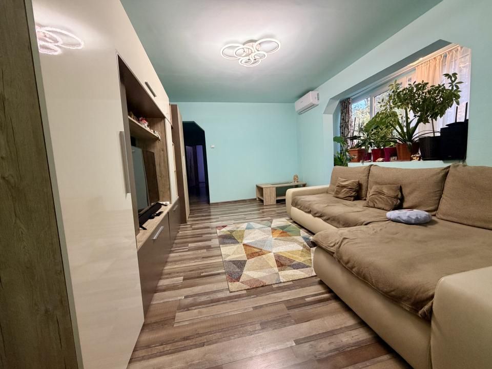 Apartament cu 3 camere, mobilat si utilat modern - zona Circumvalatiunii – fotografia 1 din 13