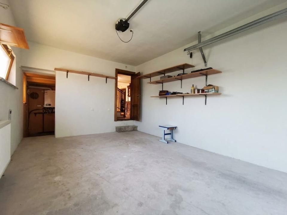 Casa de vanzare cu 4 camere, cartier Grigorescu, Oradea – fotografia 19 din 23