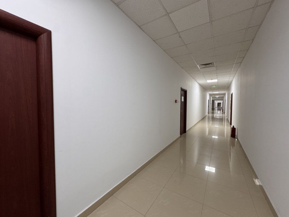 COTROCENI BUSINESS CENTER /DISPONIBILITATI 100-130 MP / ACCES STRADAL / METROU – fotografia 5 din 14