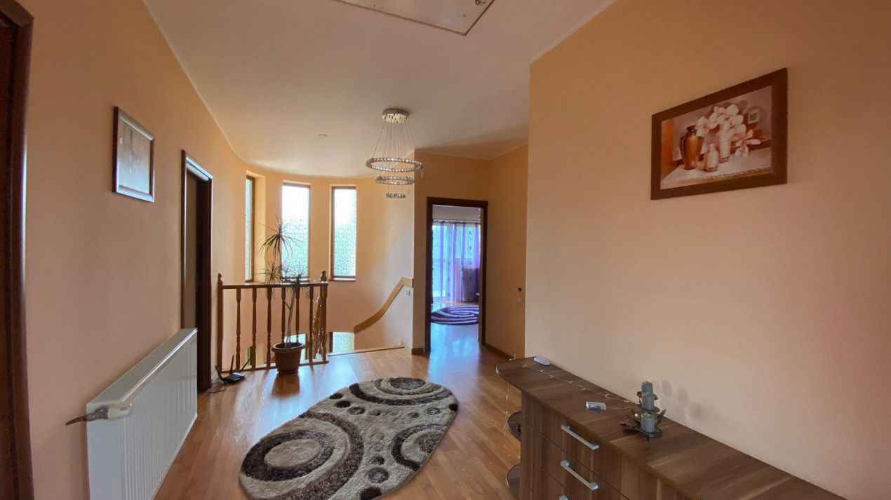 Casa D+P+1 Garaj dublu 2 Terase 925 mp Teren CETATE Kaufland Finisata Mobilata – fotografia 40 din 65
