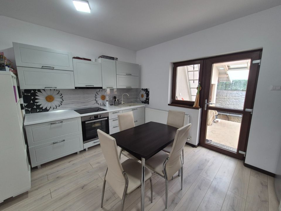 Casa 4 camere, teren 348 mp, Localitatea Albesti, zona La Doi Pasi. – fotografia 4 din 10