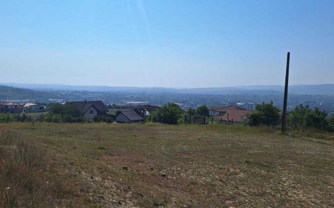 Terenur intravilan cu panoramă sudică – Cluj-Napoca, zonă Iris