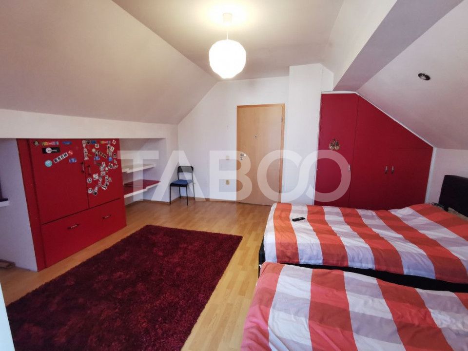 Casa in zona Centrala cu 8 camere mobilate teren 890 mp – fotografia 13 din 20