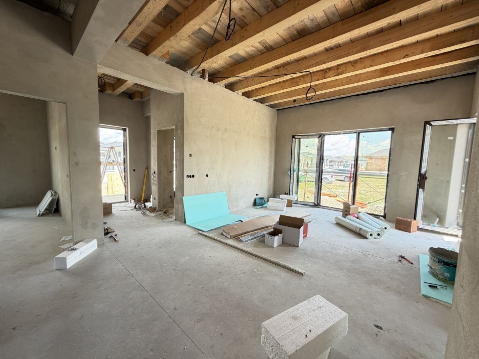 Casa Noua Alba Micesti 4 Camere 2 bai Terasa curte 400mp Teren Finisata la cheie – fotografia 15 din 15
