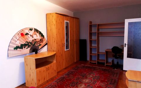 Apartament 2 camere, mobilat și utilat, cu potențial de recompartimentare, Gruia