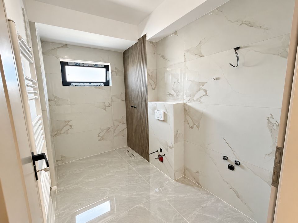 Apartament 3 camere, decomandat, 93.7 mp, cartier 1 Mai – fotografia 12 din 13