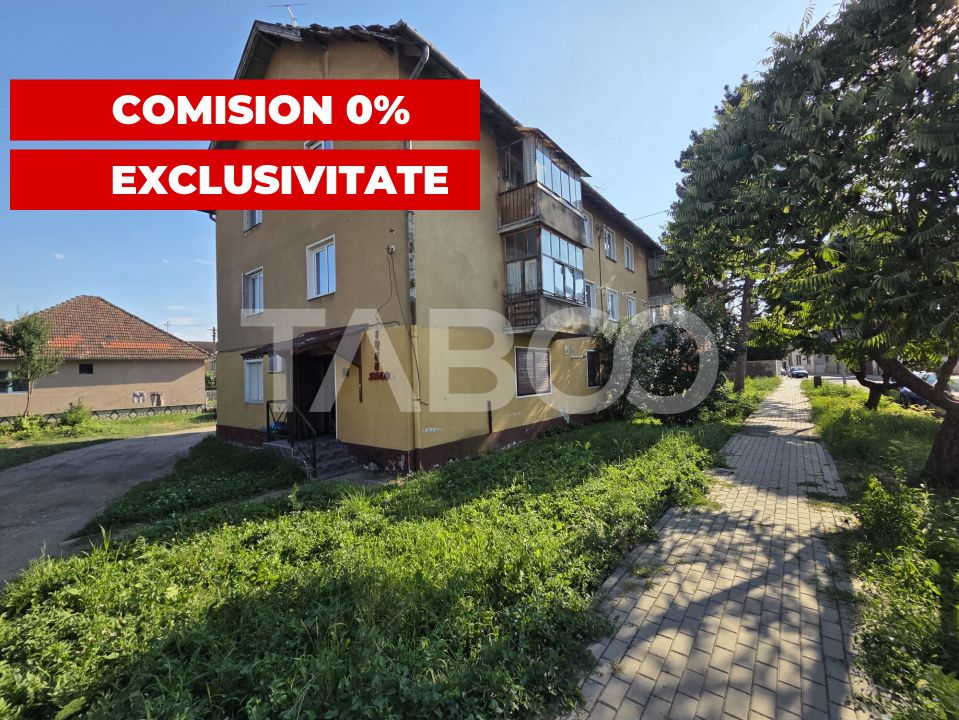 Apartament 2 camere semidecomandate la parter de vanzare Titu Pertia – fotografia 1 din 8