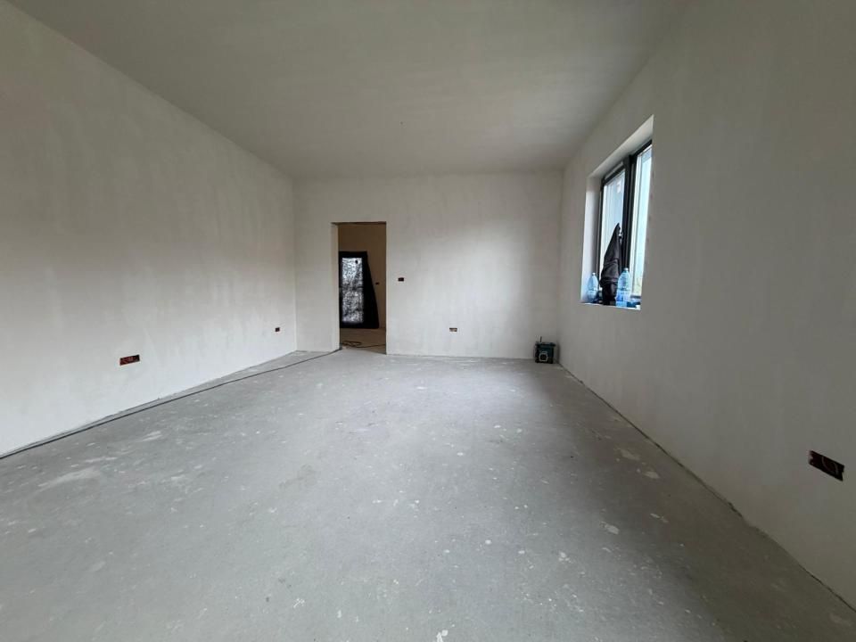 Casa Individuala | Parter | Toate utilitatile | Curte generoasa | Zona excelenta – fotografia 4 din 16