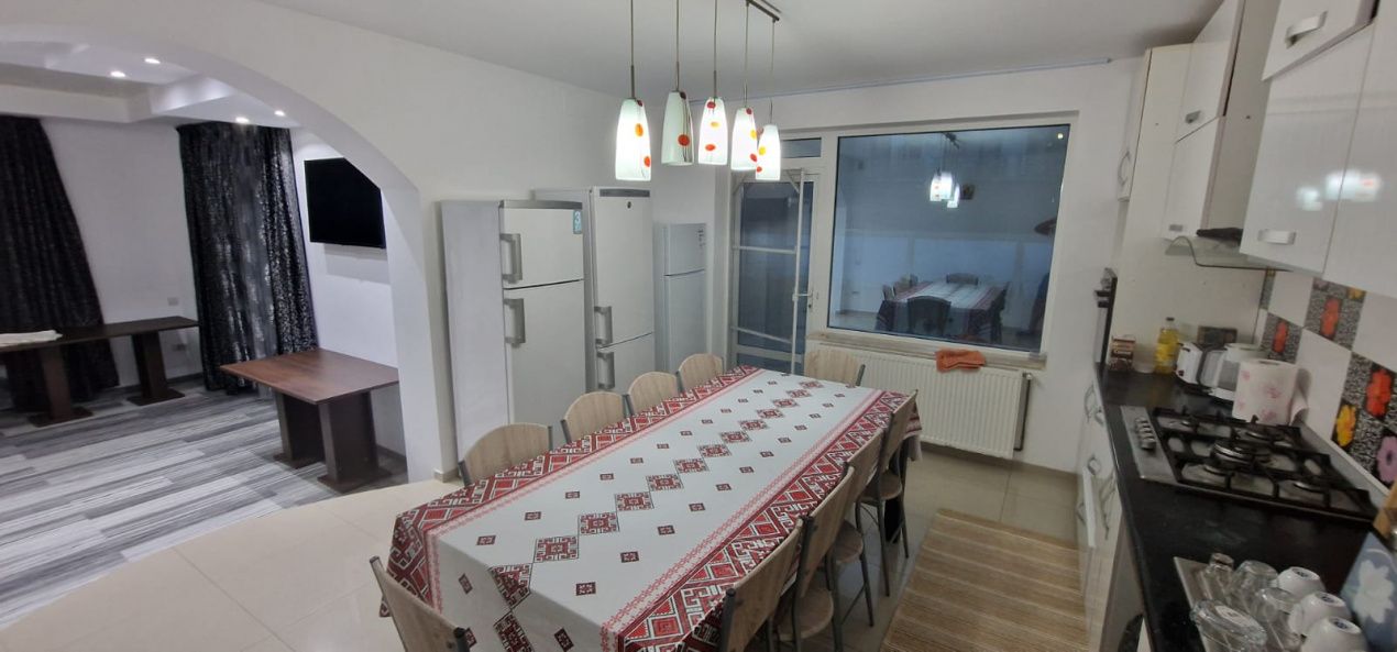 Pensiune cu 10 camere de vanzare in zona Mamaia-Sat - LIDL – fotografia 5 din 31