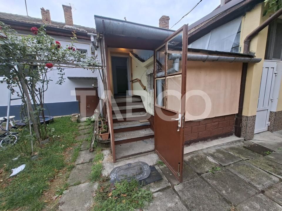 Apartament la casa de vanzare 2 camere garaj curte comuna cu 2 vecini – fotografia 8 din 10