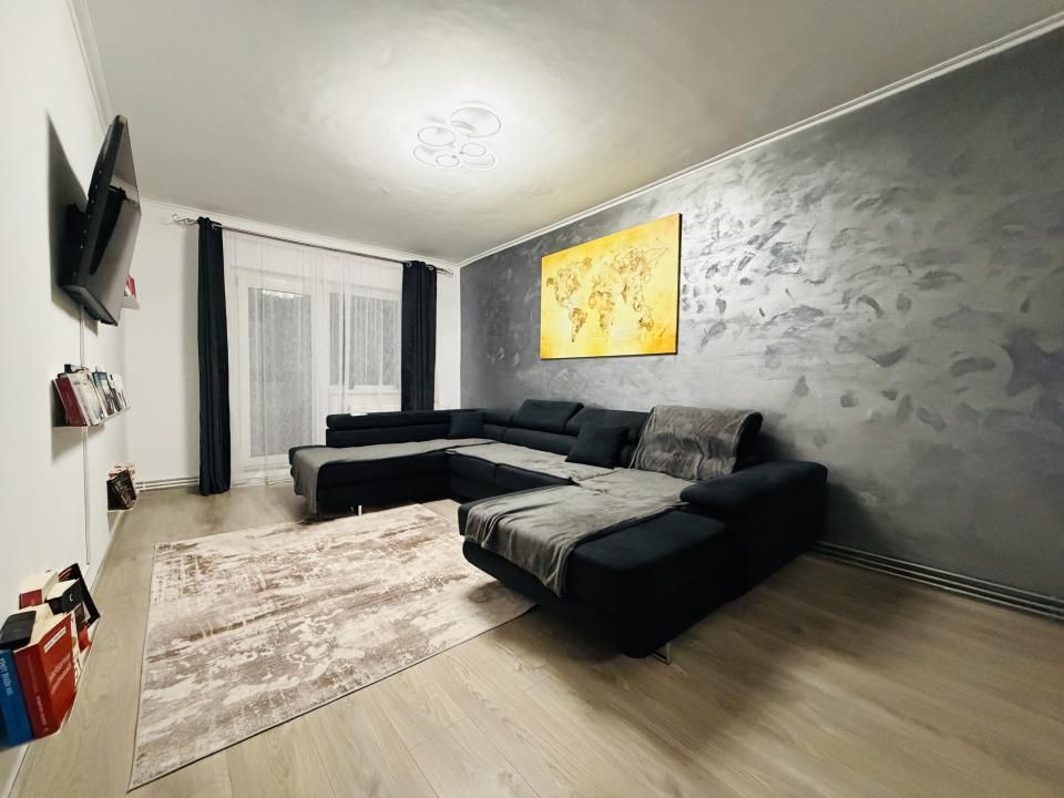 Apartament 3 camere , 56 mp utili , decomandat - Lipovei – fotografia 2 din 10