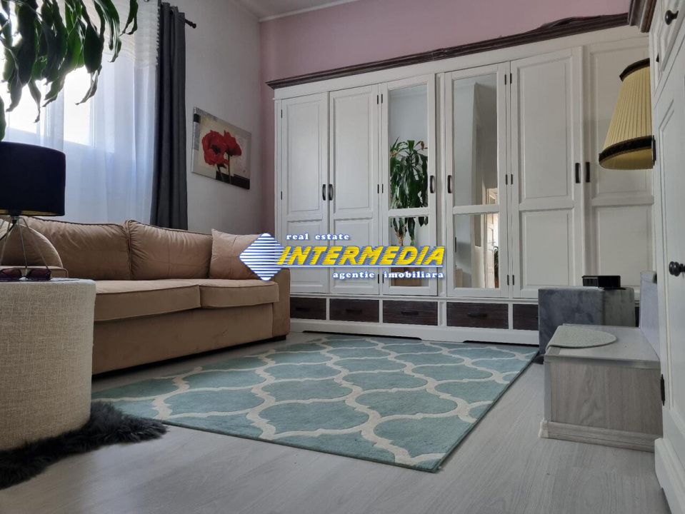 Casa P+E de vanzare recent renovata in Centru cu 680 mp teren – fotografia 15 din 35