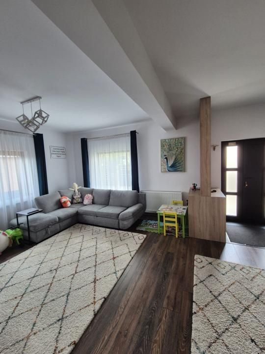 Casă individuală cu 3 dormitoare, mobilată– Valea Lupului, Iași – fotografia 1 din 23