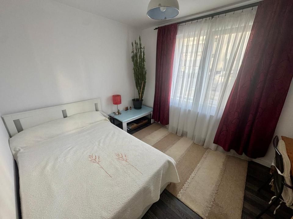 Apartament 3 camere, 50 mp, parter inalt, lift, parcare, zona Terra! – fotografia 4 din 8