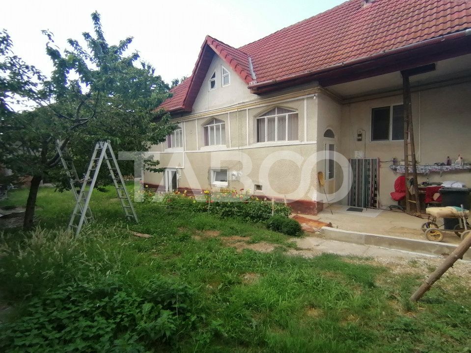 Comision 0% Casa de vanzare 4 camere 2 bai teren 266 mp Saliste Sibiu – fotografia 5 din 16