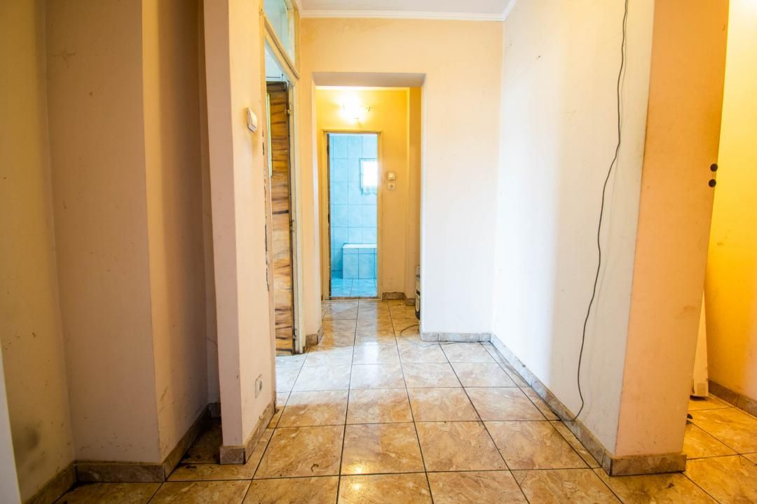 Crangasi-apartament 2 camere,decomandat,la 14 min de Metrou,an 1984, 0% comision – fotografia 12 din 22