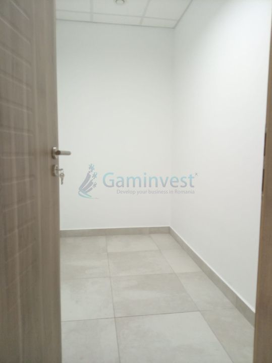 Cadire - Spatiu comercial de inchiriat in Oradea, 330 mp utili in Rogerius – fotografia 9 din 13