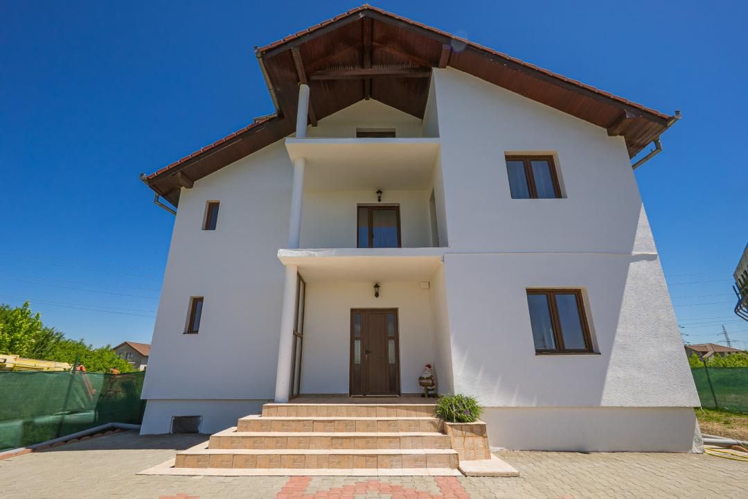O casă construită pentru prezent. Gândită pentru viitor. – fotografia 1 din 69