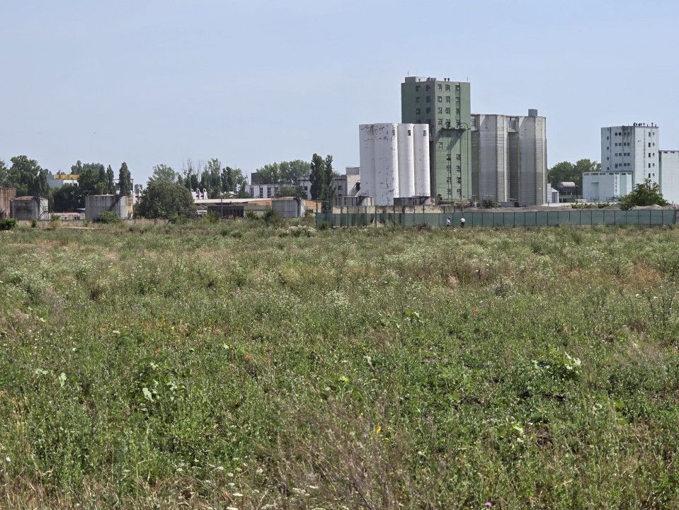 Vand teren in Constanta zona Varful cu Dor pretabil logistica – fotografia 4 din 8
