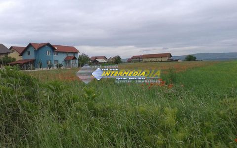 Teren intravilan 8600 mp. Alba Iulia Zona Cetate parcelabil