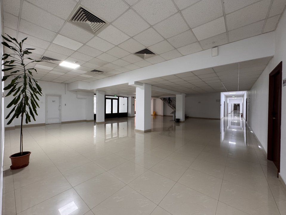 COTROCENI BUSINESS CENTER /DISPONIBILITATI 100-130 MP / ACCES STRADAL / METROU – fotografia 4 din 14