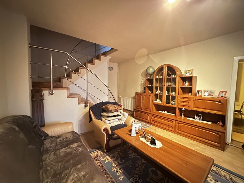 Vanzare Casa 7 Camere Renovata P+M cu 750 mp Teren acces 2 strazi topAlba CENTRU – fotografia 24 din 40