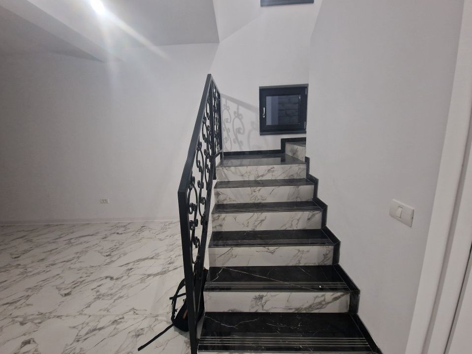 Duplex de vanzare cu 3 camere si teren de 309 mp - Recas – fotografia 4 din 18