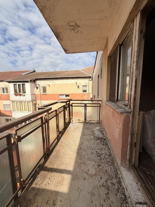 Apartament 3 camere, decomandat, 69 mp utili, etaj 4 -Soarelui – fotografia 11 din 16