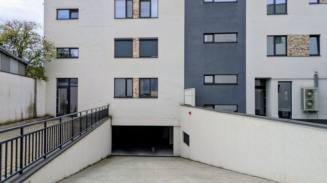 SIBIU, ZONA KOGĂLNICEANU, 55,20 mp, 2 CAMERE, LOGIE 13 MP, PARCARE SUBTERANĂ – fotografia 12 din 68