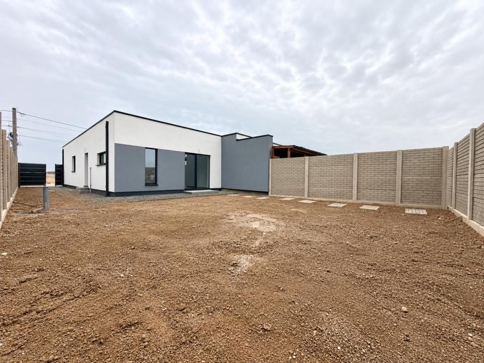 Duplex 3 camere, parter, 90mp utili, 310mp teren, terasa 14mp-Sag – fotografia 13 din 13