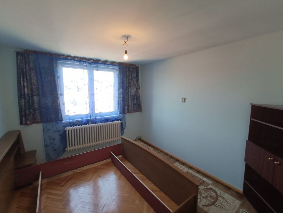 Apartament cu 2 camere de vânzare în Reghin, zona centrală 0 comision – fotografia 3 din 10