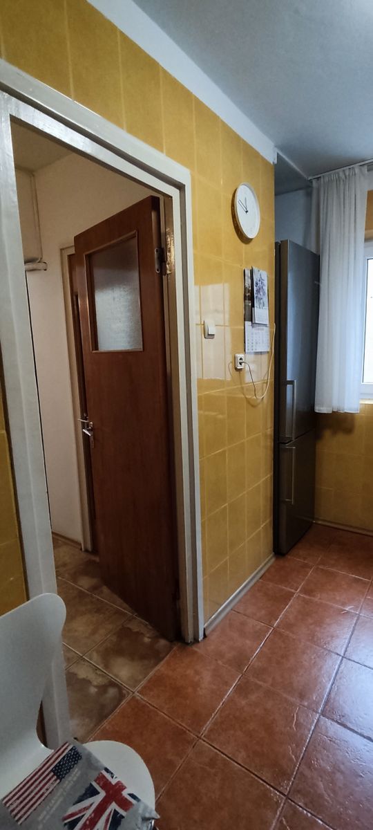 Apartament 3 camere | 68 mp | Etaj 9/10 | Vedere deschisă | Zona Tineretului – fotografia 7 din 12