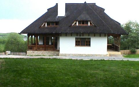 Casă individual în Sălicea | 3.000 mp de curte, foișor