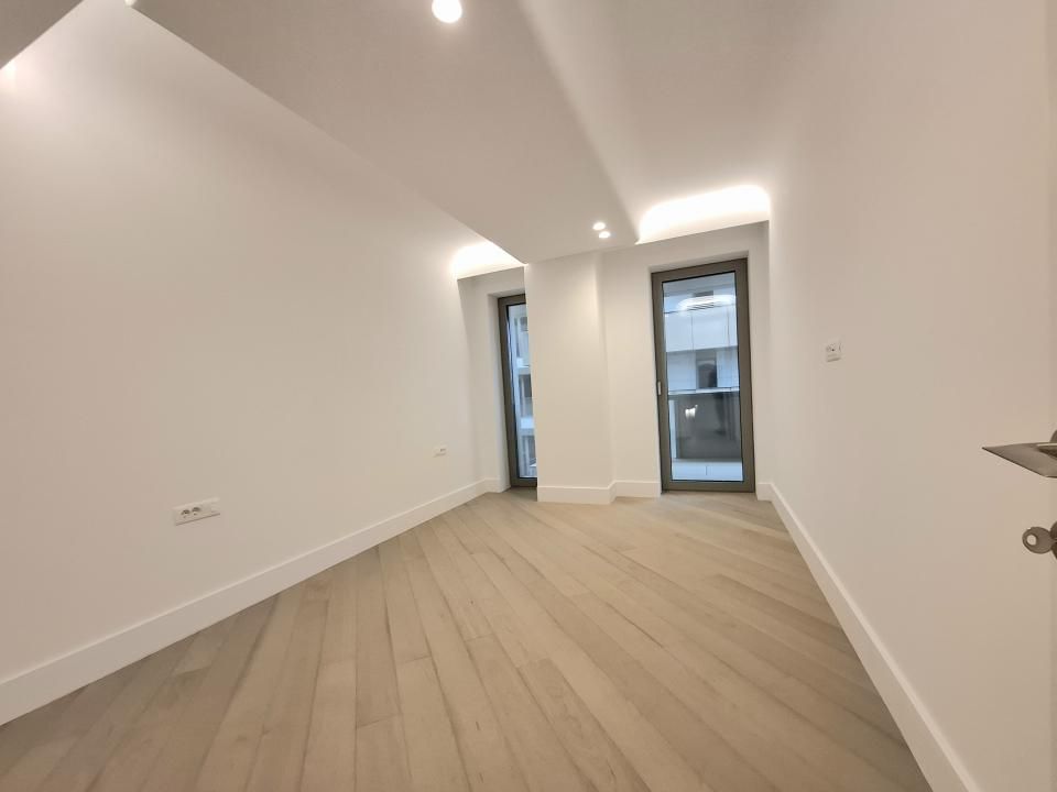 3 Camere | 94 MP | Terasă 28 MP | Cortina 126 | Erou Iancu Nicolae – fotografia 5 din 11