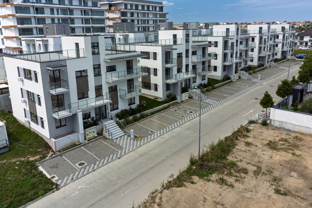 Apartament 3 camere la etajul 2 | Terasa privata 70m | Vedere frontală spre Lac – fotografia 19 din 26