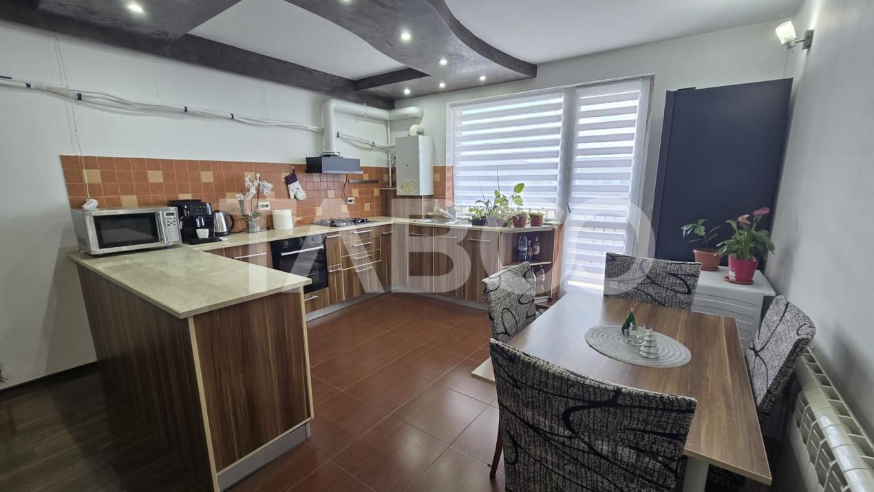 Apartament de inchiriat mobilat utilat 3 camere zona Rahovei Sibiu – fotografia 7 din 14