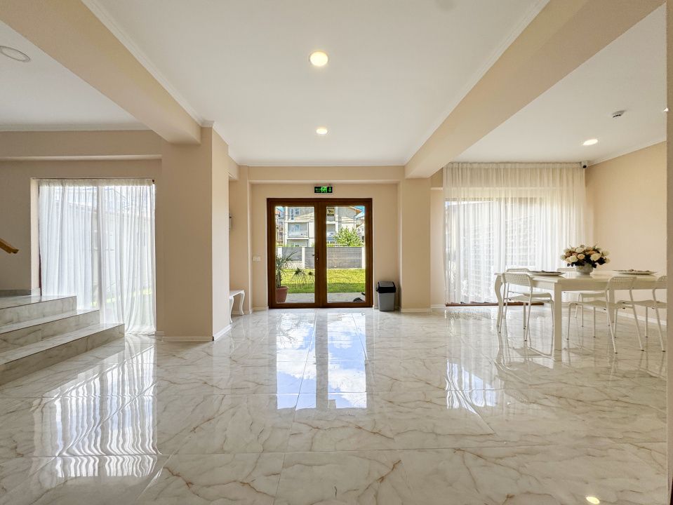 Pensiune de vanzare Costinesti, 26 camere duble, complet functionala – fotografia 8 din 28