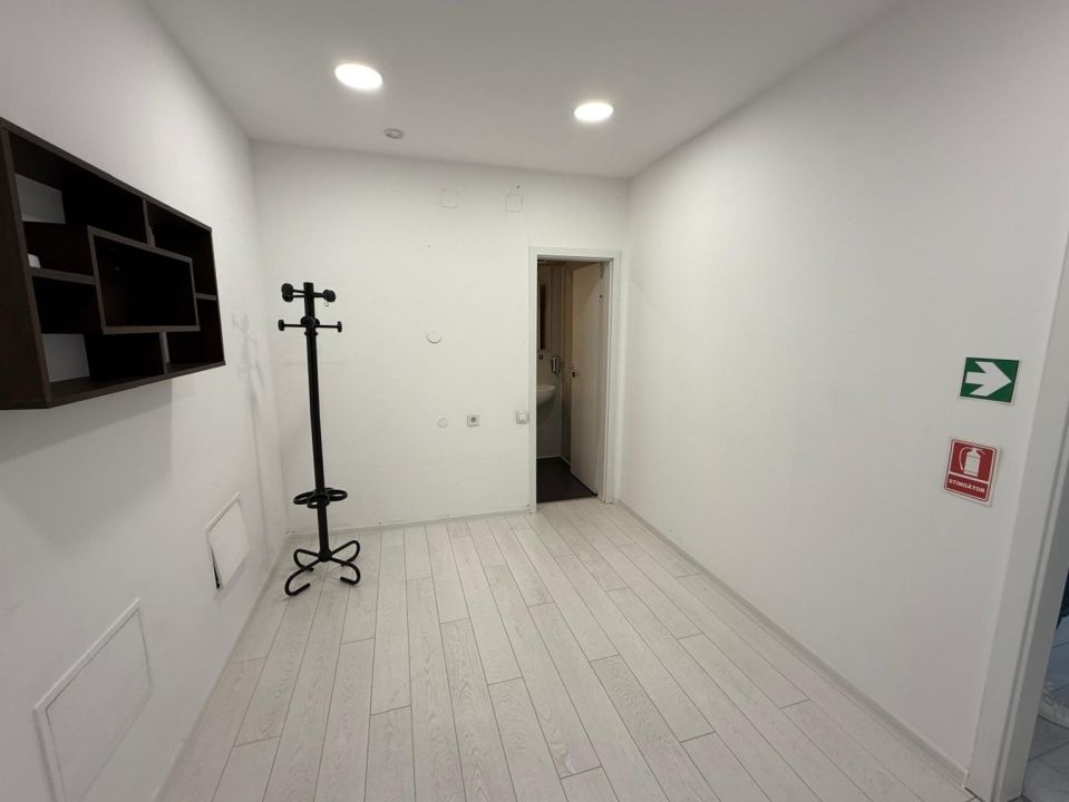 Închiriere spațiu de birouri în ultracentral, 750 EUR – fotografia 7 din 9