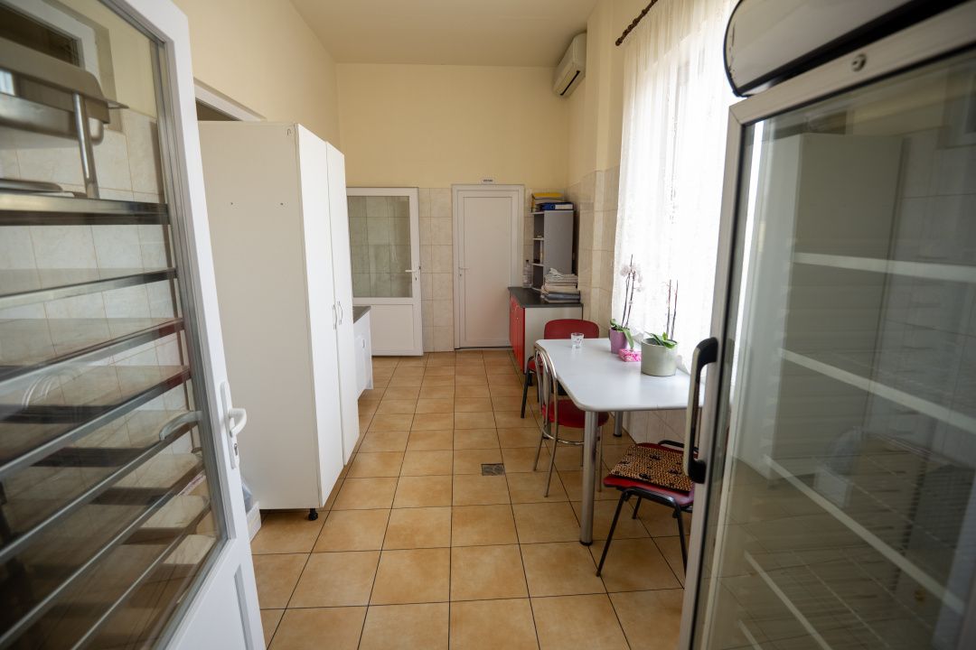 Hotel Miky Arad de vanzare | Investitie cu utilizari multiple | 42 camere cazare – fotografia 40 din 66