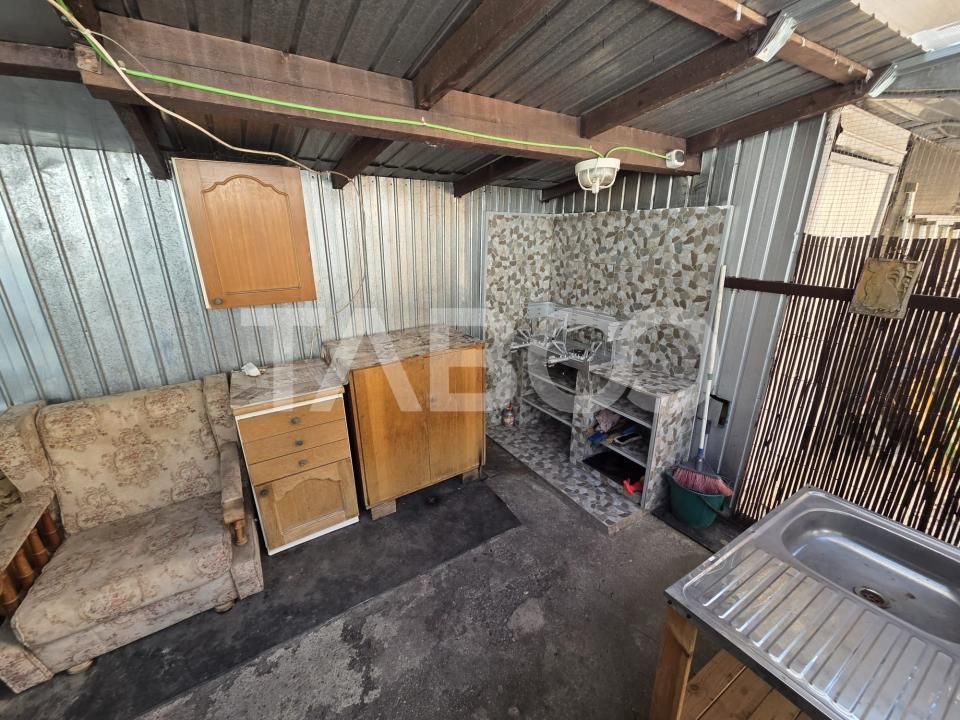 Casa 2 camere curte comuna de vanzare zona Centrala 47 mp utili – fotografia 7 din 8