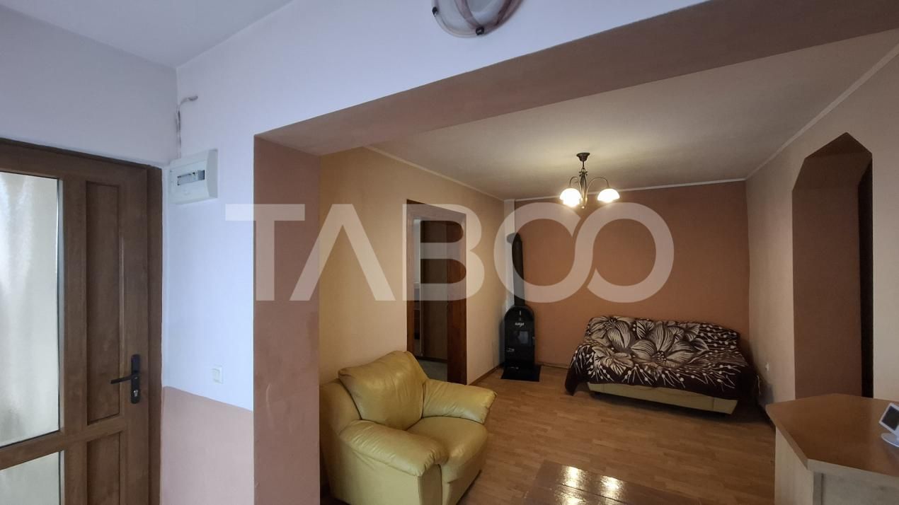 Casa individuala de vanzare cu gradina acces auto si garaj Terezian – fotografia 9 din 22