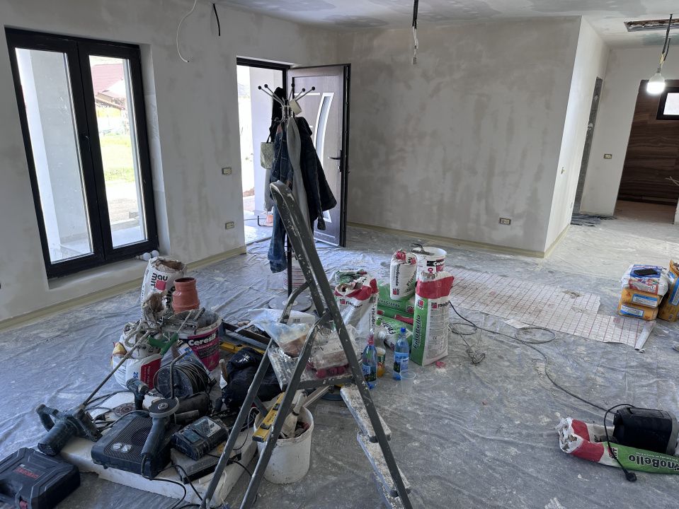 Casa noua cu 4 camere finisata in Sard 105 mp cu teren de 500 – fotografia 5 din 12