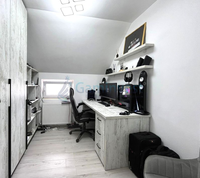 Casa de vanzare in Oradea cu 4 camere, zona Calea Santandrei – fotografia 13 din 17