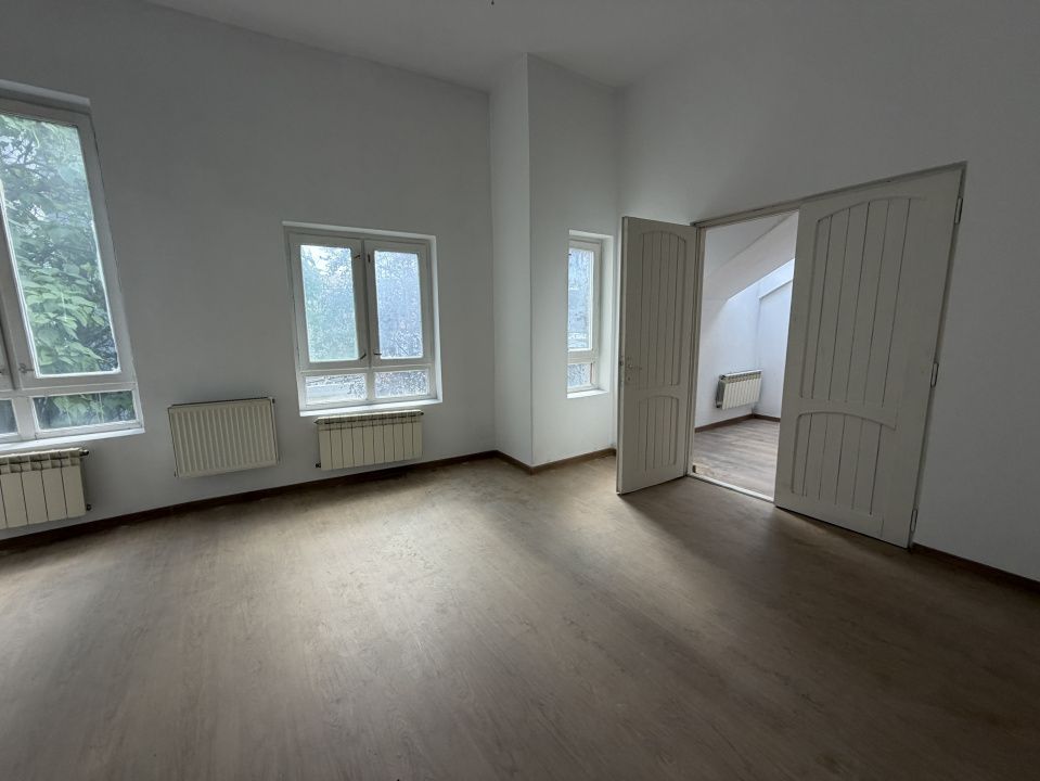 Camera Birou de Inchiriat cu acces si Parcari CENTRU UltraCentral Alba Iulia – fotografia 7 din 24