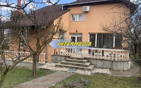Vanzare Casa S+P+E in Alba Iulia Zona Cetate Skit finisata mobilata teren 800 mp