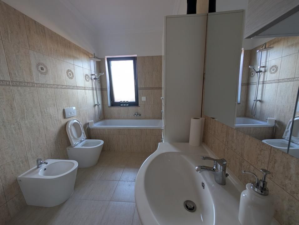 Casa noua Șerbănești, primul chirias- mobilata utilata – fotografia 11 din 12