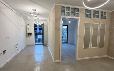 Apartament 3 camere, finisat, 56mp, garaj, Blocuri albe Eroilor Floreşti