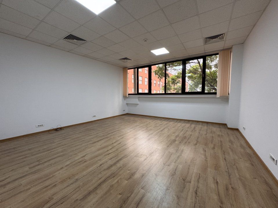 COTROCENI BUSINESS CENTER / ACCES STRADAL / METROU / DISPONIBIL ! – fotografia 2 din 15