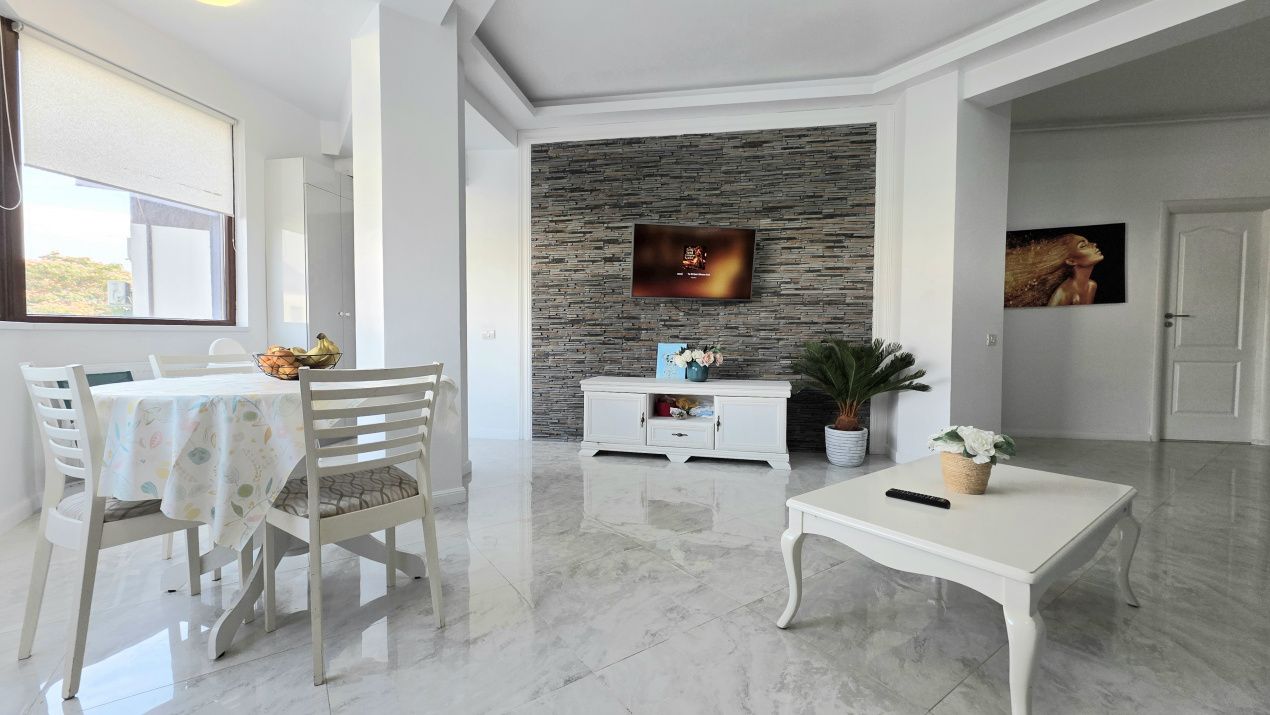 Apartament 2 camere, Mamaia Nord, in complex cu piscina – fotografia 10 din 14